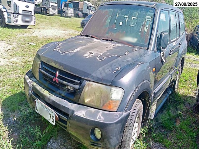 Mitsubishi Pajero 2001 em leilão em Rio de Janeiro/RJ