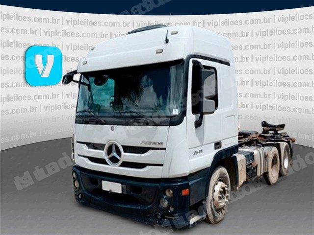 Mercedes 2018 em leilao em Brasil