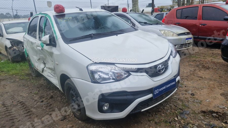 Toyota Etios Hb X 13L Mt 2018 em leilão em São José dos Pinhais/PR
