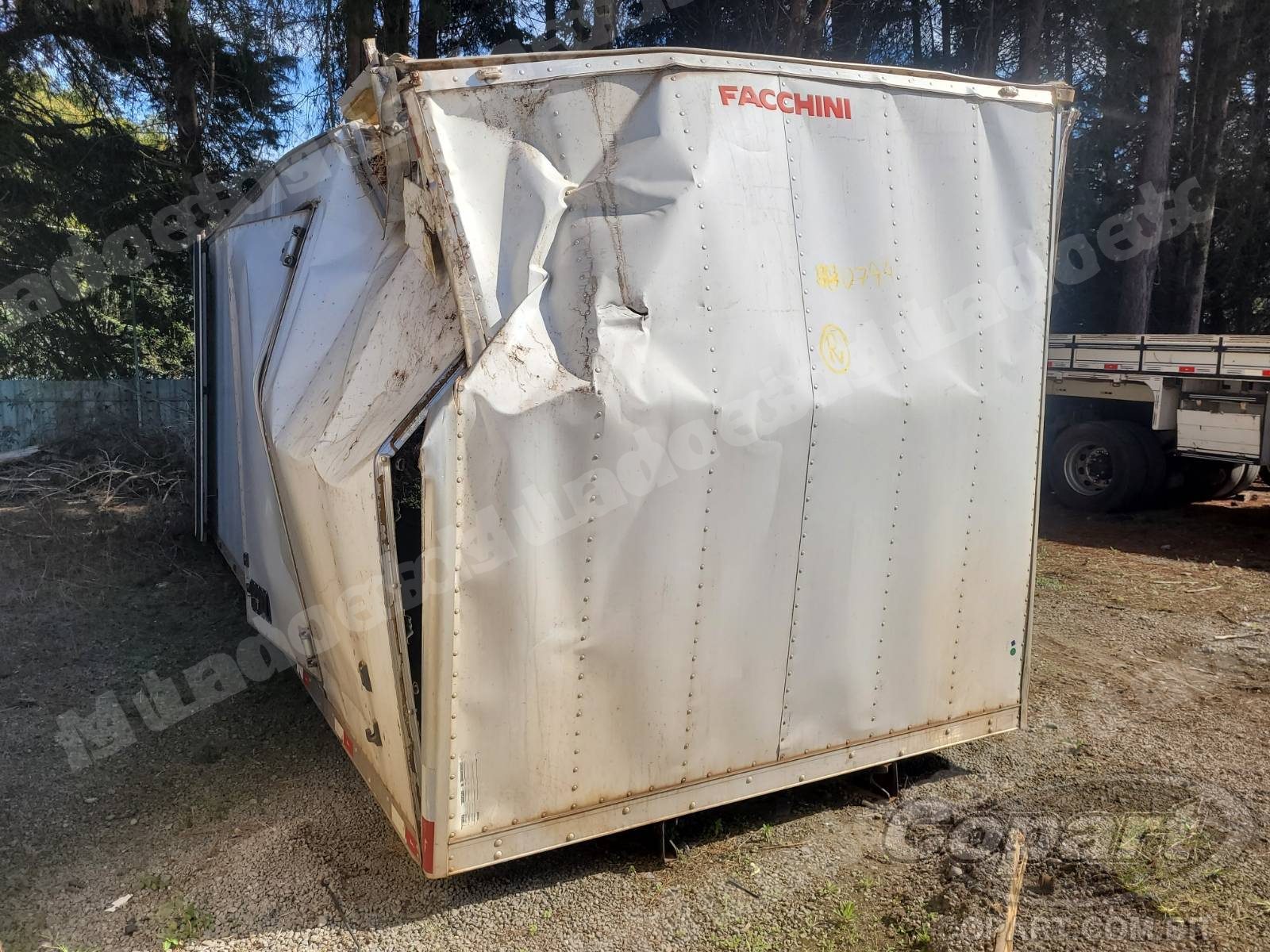 Lote em leilao em Embú das Artes/SP