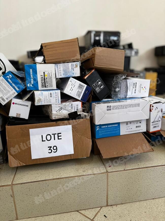 Lote em leilao em Brasil