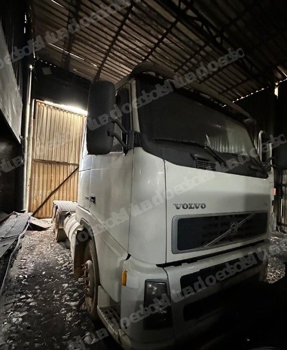 Volvo em leilao em Licenciado No Município Pitangui/MG