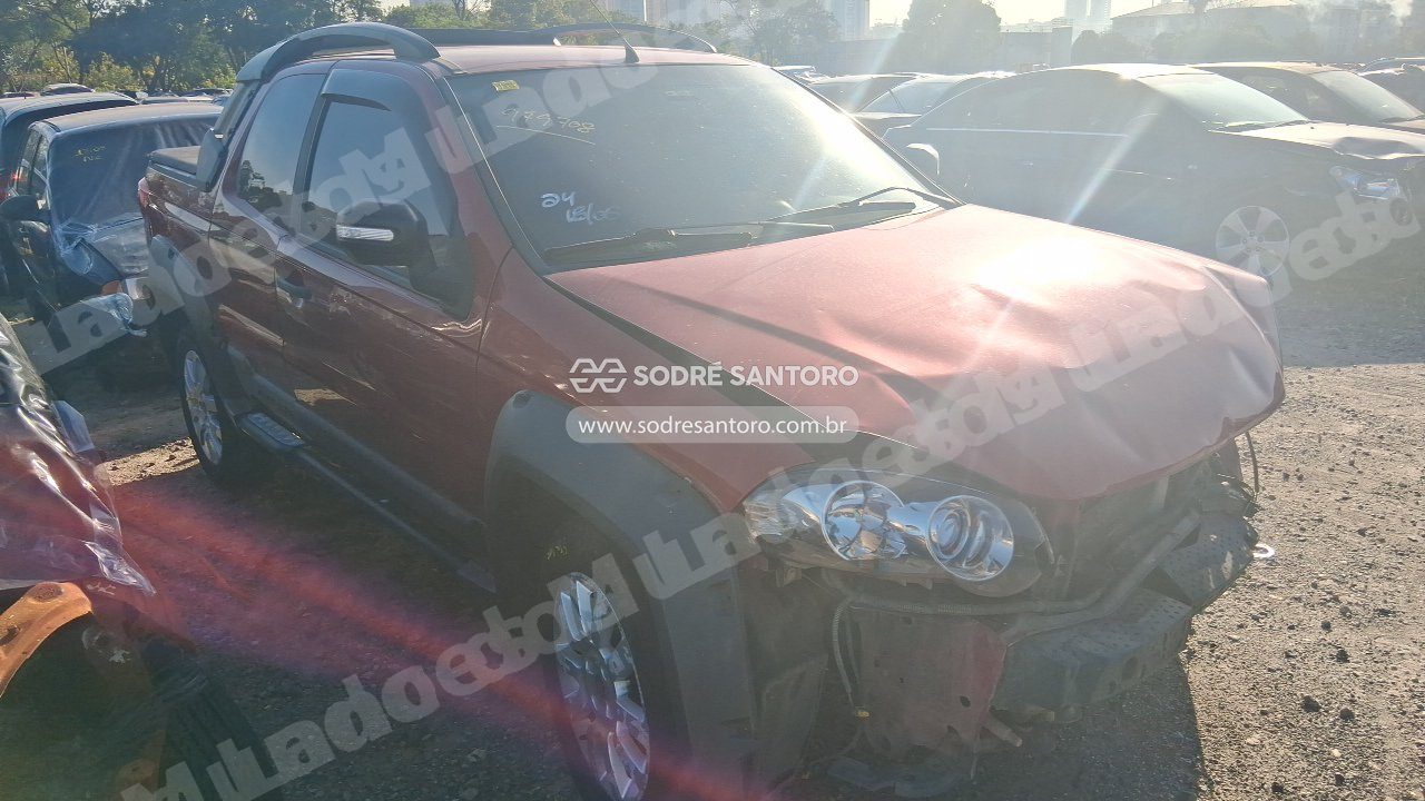 Fiat Strada Adventure Cd 2015 em leilao em Brasil