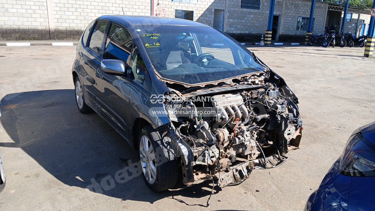 Honda Fit Ex Flex 2013 em leilao em Monte Mor/SP