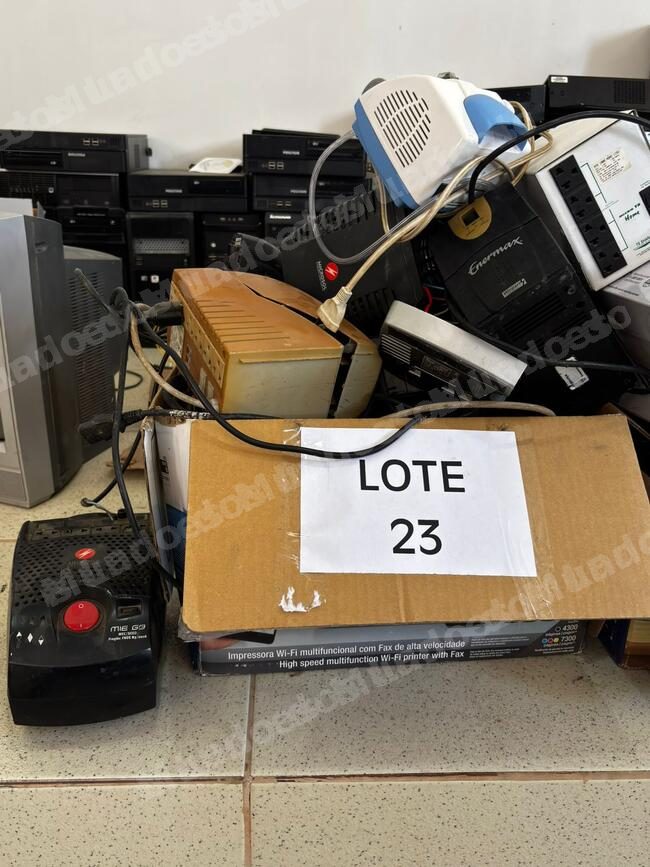 Lote em leilao em Brasil