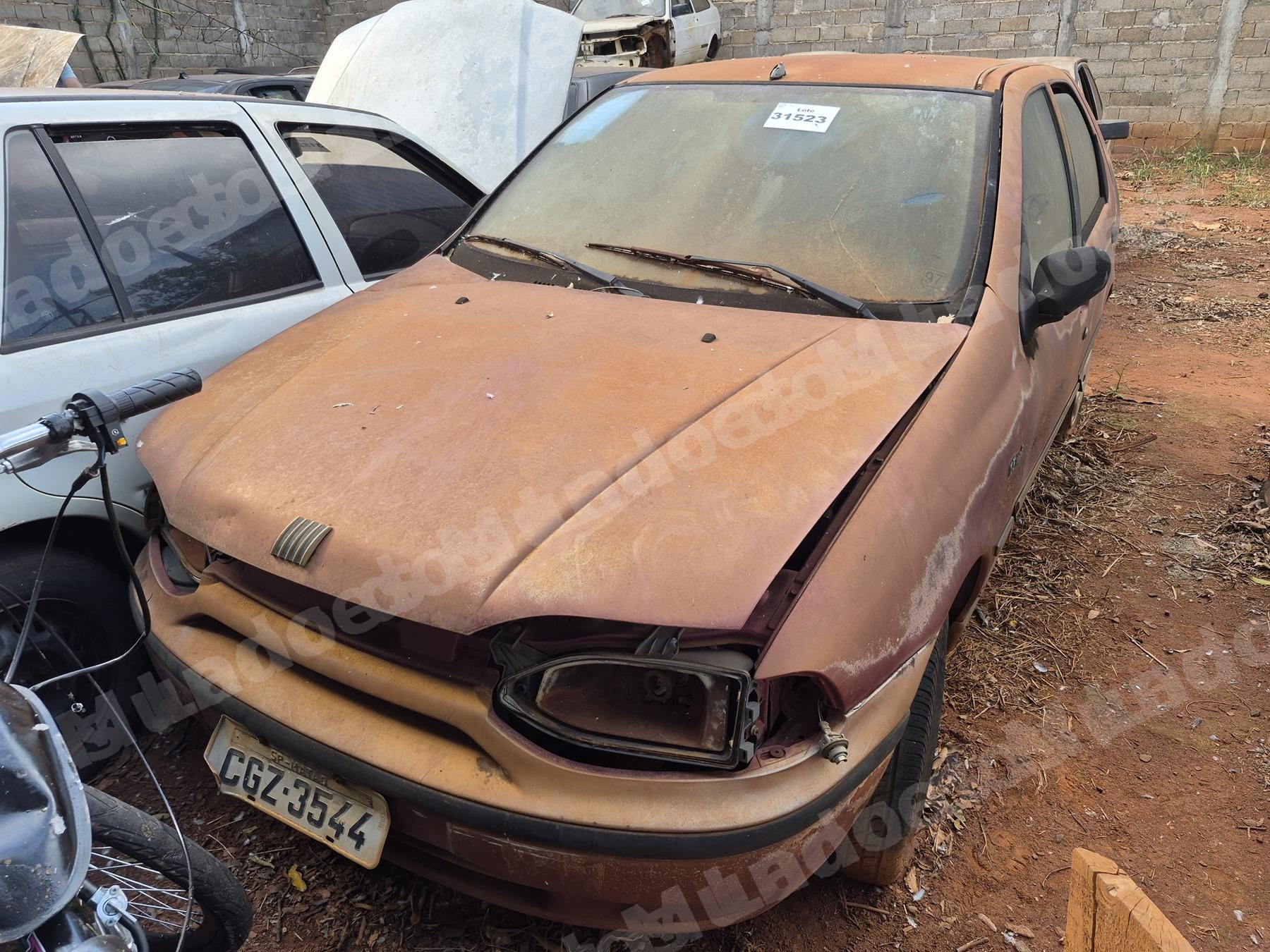 Fiat em leilao em Brasil