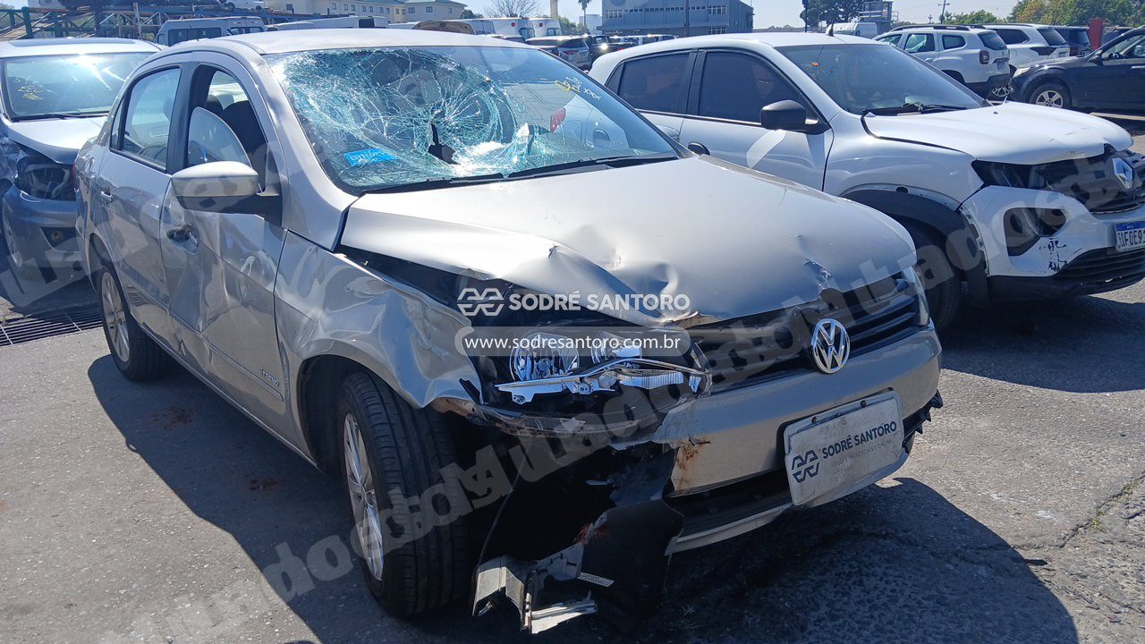 Volkswagen Voyage 1.6 City 2014 em leilao em Brasil - Lote 2