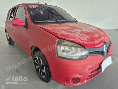 Renault Clio em leilao em Eusébio/CE