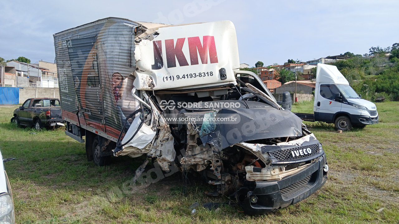 Iveco Daily 35S14Hdcs 2013 em leilao em Monte Mor/SP