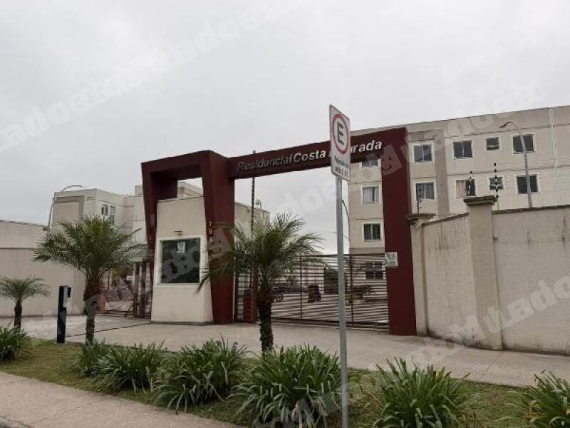 Apartamento em leilão em São José dos Pinhais/PR