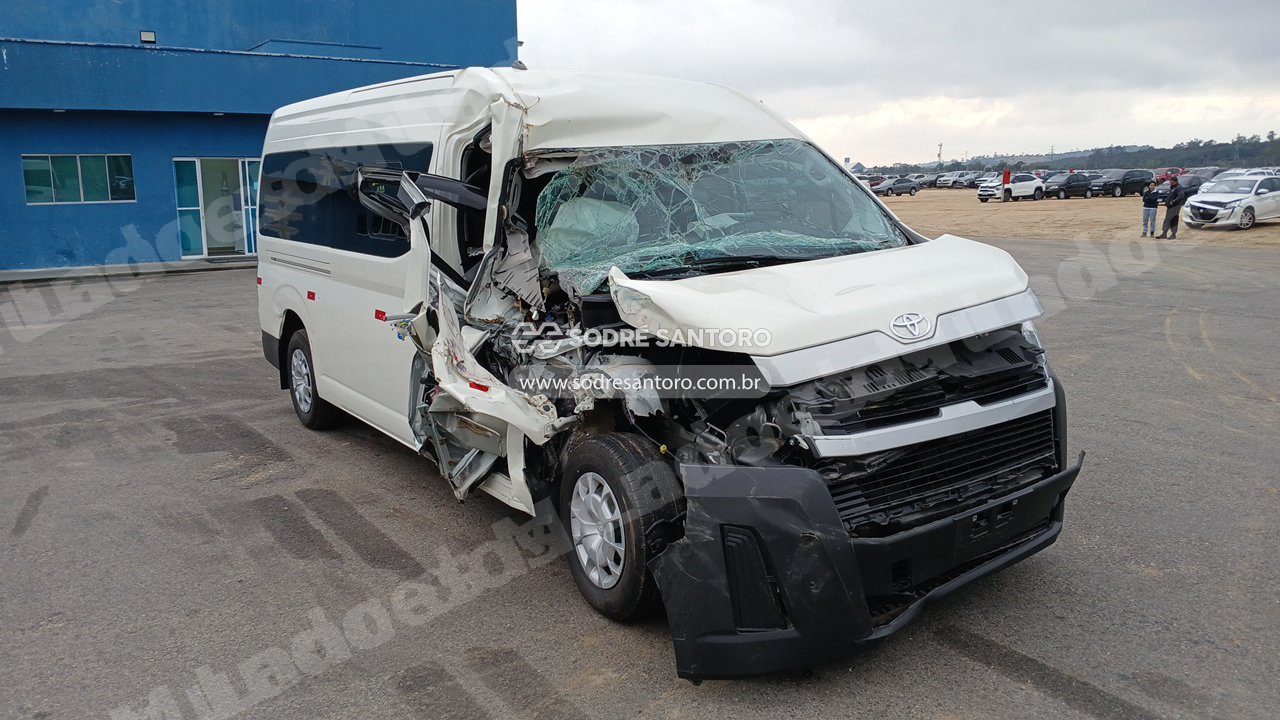 Toyota Hiace Pass Dx 2025 em leilão em Caçapava/SP