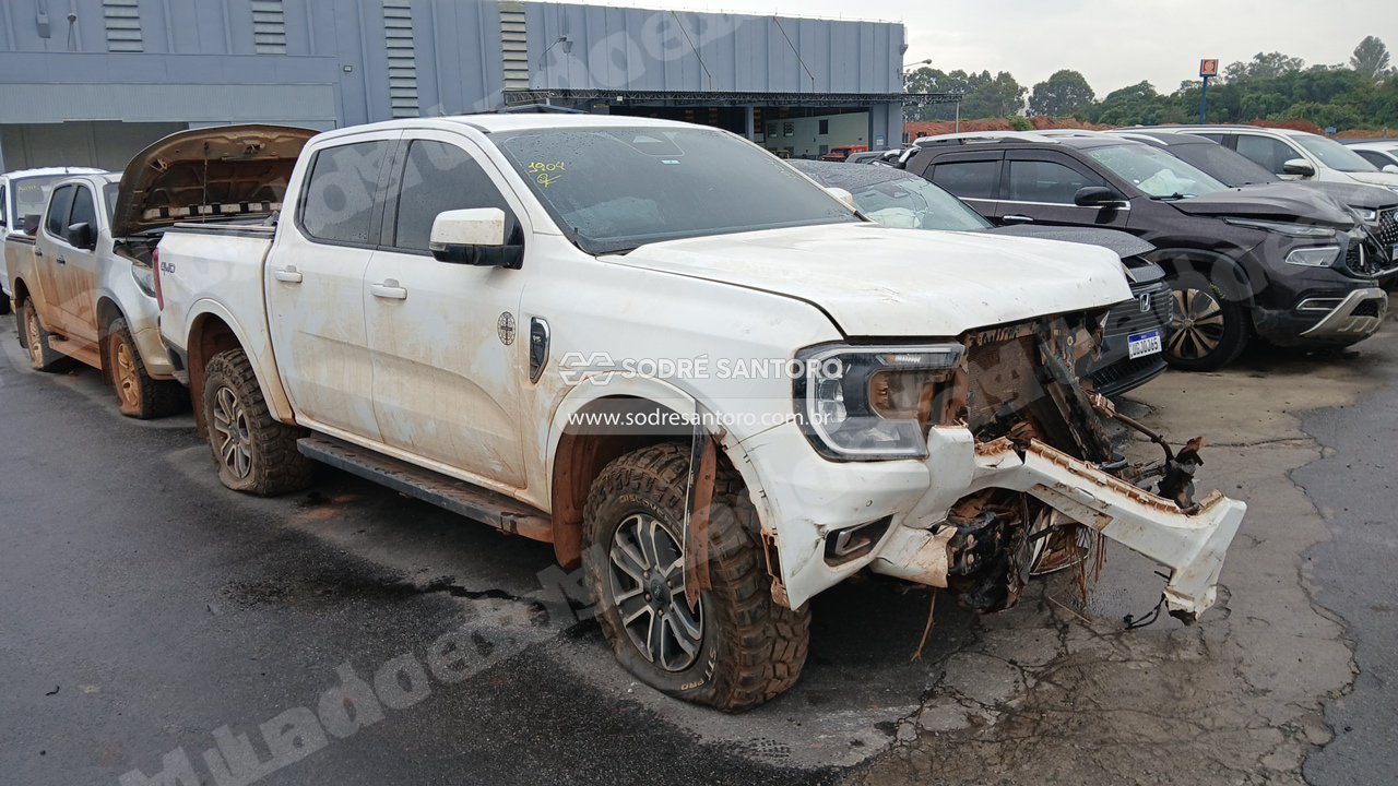 Ford em leilao em Brasil