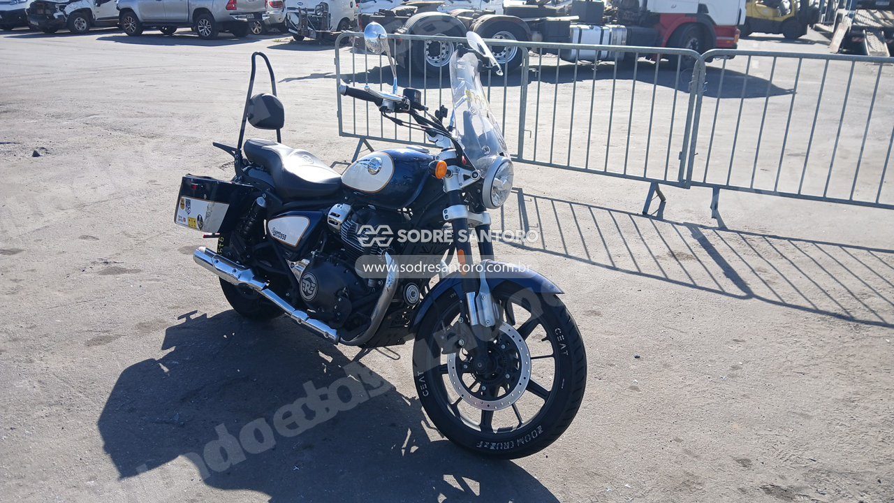 Royal Enfield Super Meteor 650 2025 em leilao em Brasil