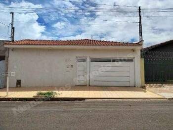 Casa em leilao em Bariri/SP