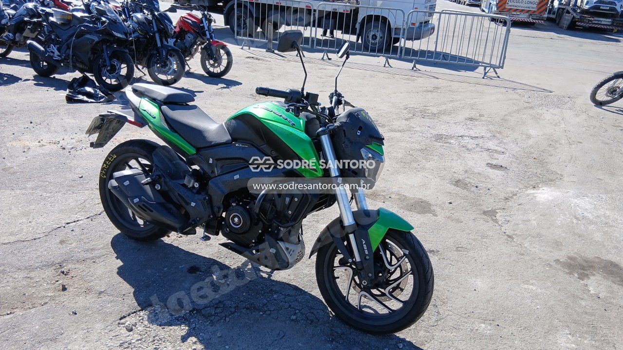 Bajaj Dominar D400 2025 em leilao em Brasil