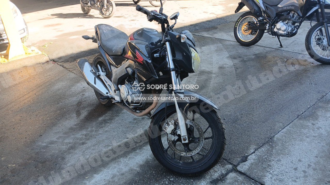 Honda Cb 250F Twister 2016 em leilao em Brasil