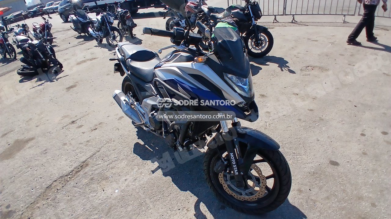 Honda em leilao em Brasil