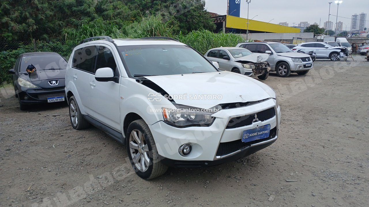 Mitsubishi Outlander 2.0 2012 em leilao em Guarulhos/SP