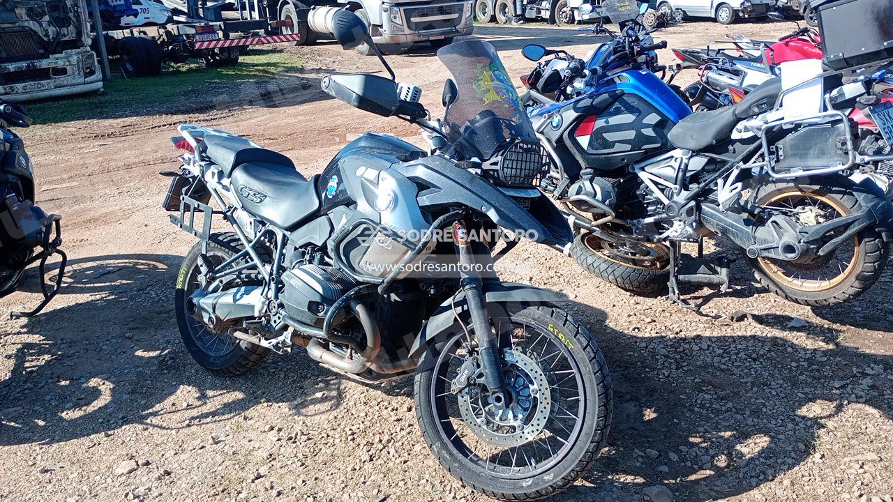 Bmw em leilao em São José dos Pinhais/PR