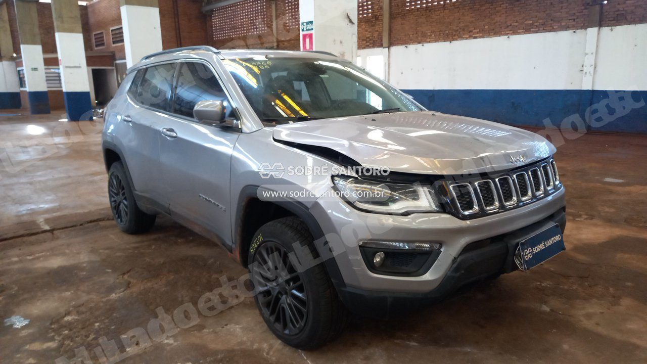 Jeep em leilao em Sertãozinho/SP