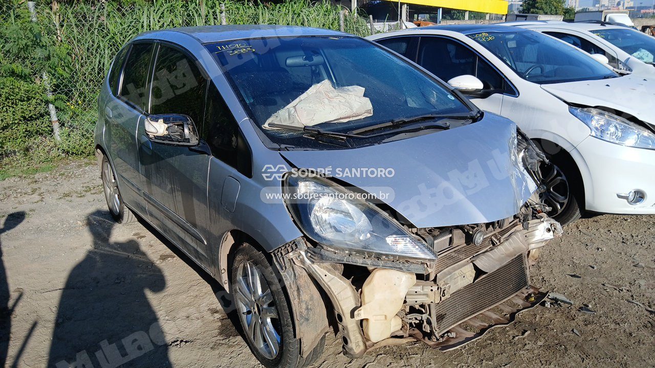Honda Fit Ex Flex 2013 em leilao em Guarulhos/SP