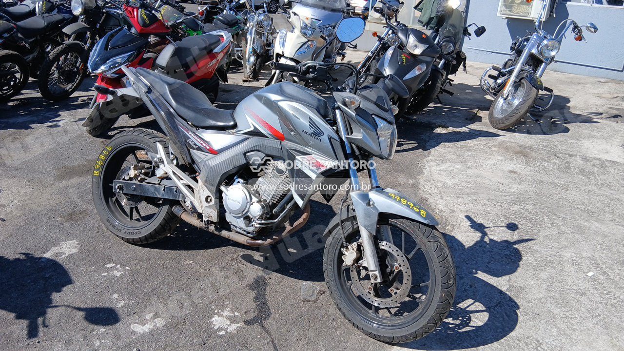 Honda em leilao em Brasil