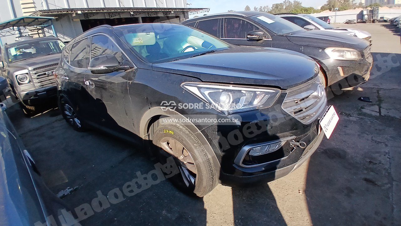 Hyundai Santa Fe V6 2019 em leilao em Brasil