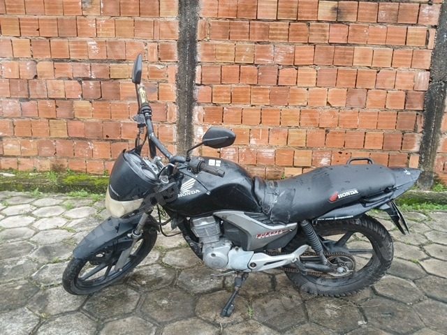 Honda 2013 em leilao em Brasil - Lote 9