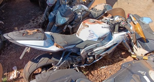 Kawasaki Ninja em leilao em Ponta Porã/MS