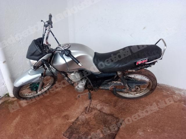 Honda 2016 em leilao em Brasil - Lote 4