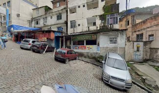 Imovel em leilao em Laranjeiras/RJ