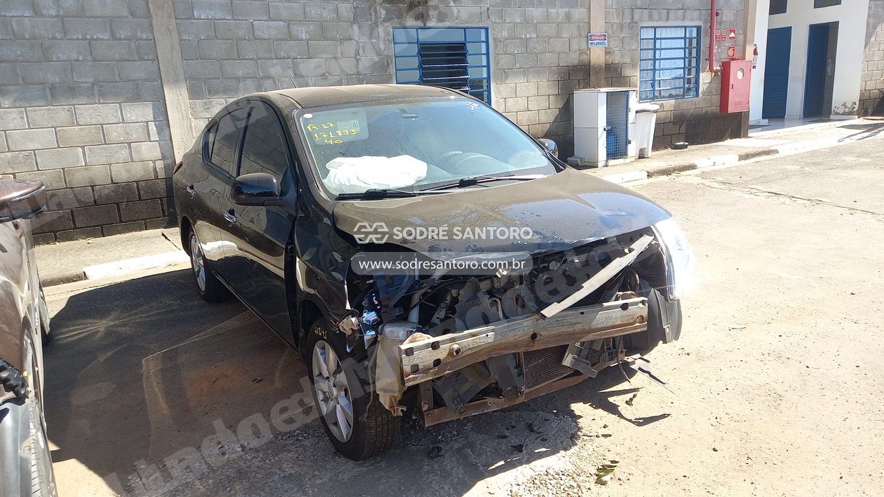 Nissan em leilao em Monte Mor/SP