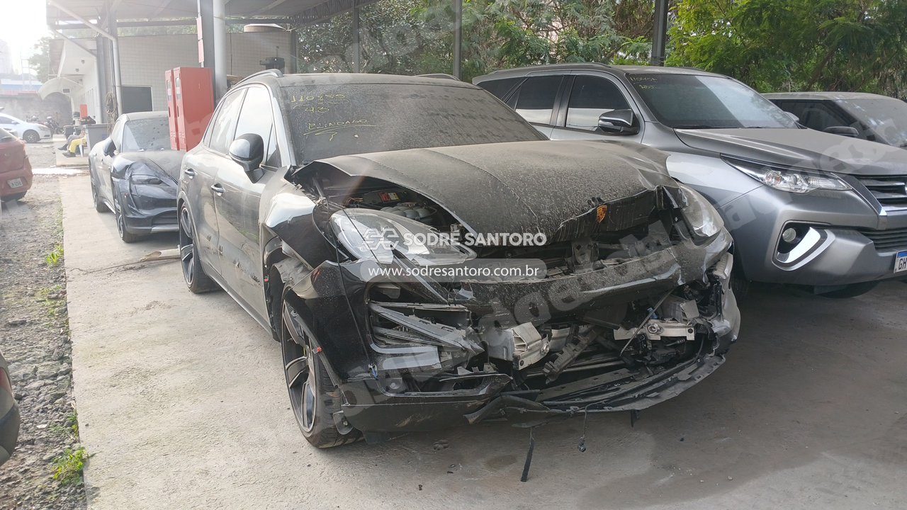 Porsche em leilao em Guarulhos/SP