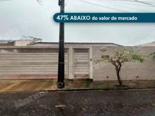 Casa de 198 m2 em leilão em Marília/SP