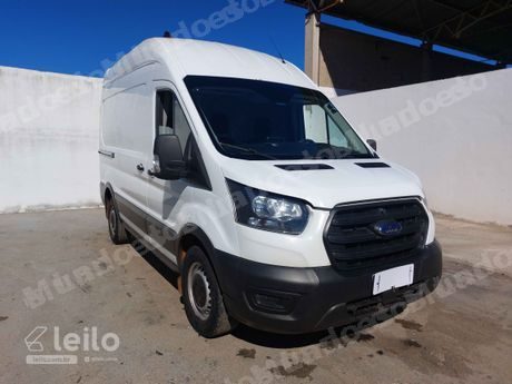 Ford Transit em leilao em São Carlos/SP