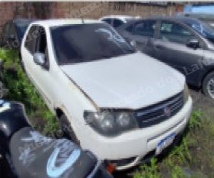 Fiat Palio em leilão em Brasil - Lote 8