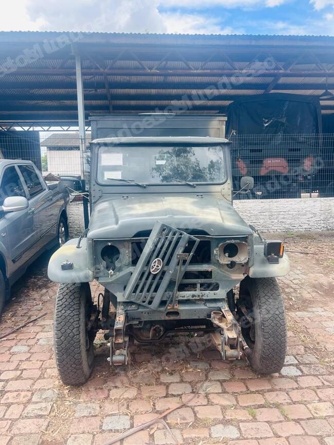 Toyota em leilao em Brasil