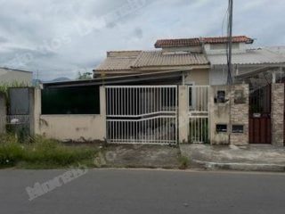 Casa em leilao em Resende/RJ