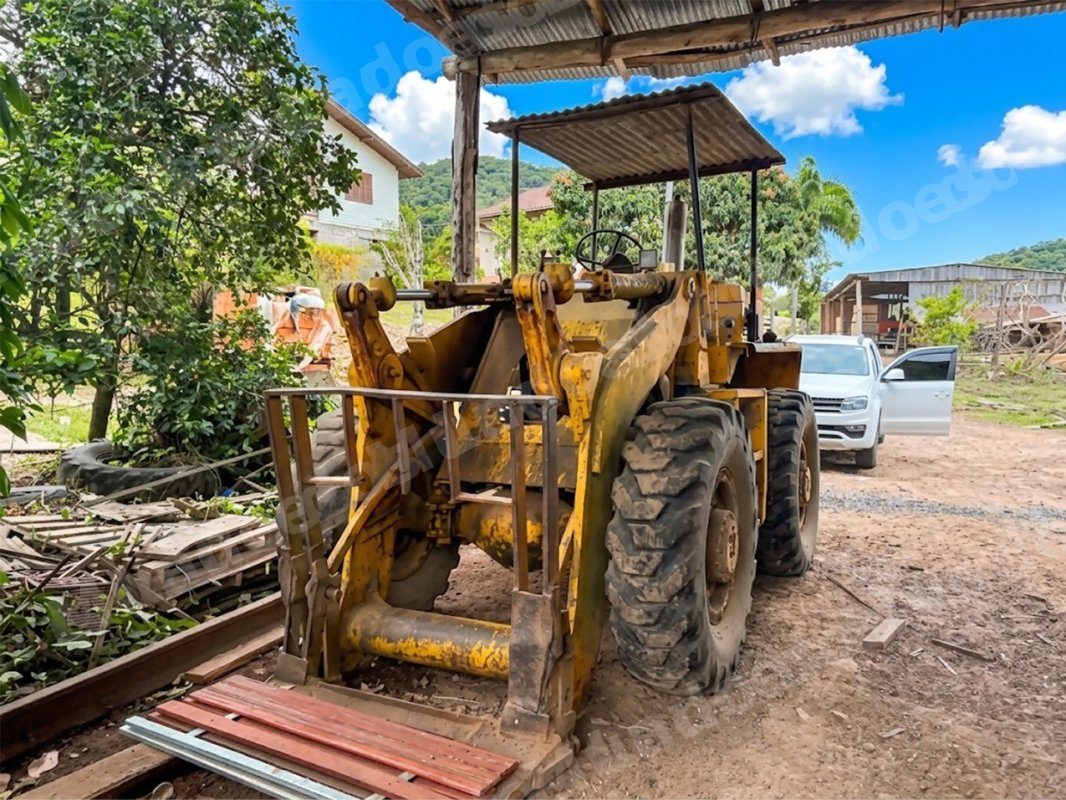 Máquina agrícola em leilão em Brasil - Lote 21