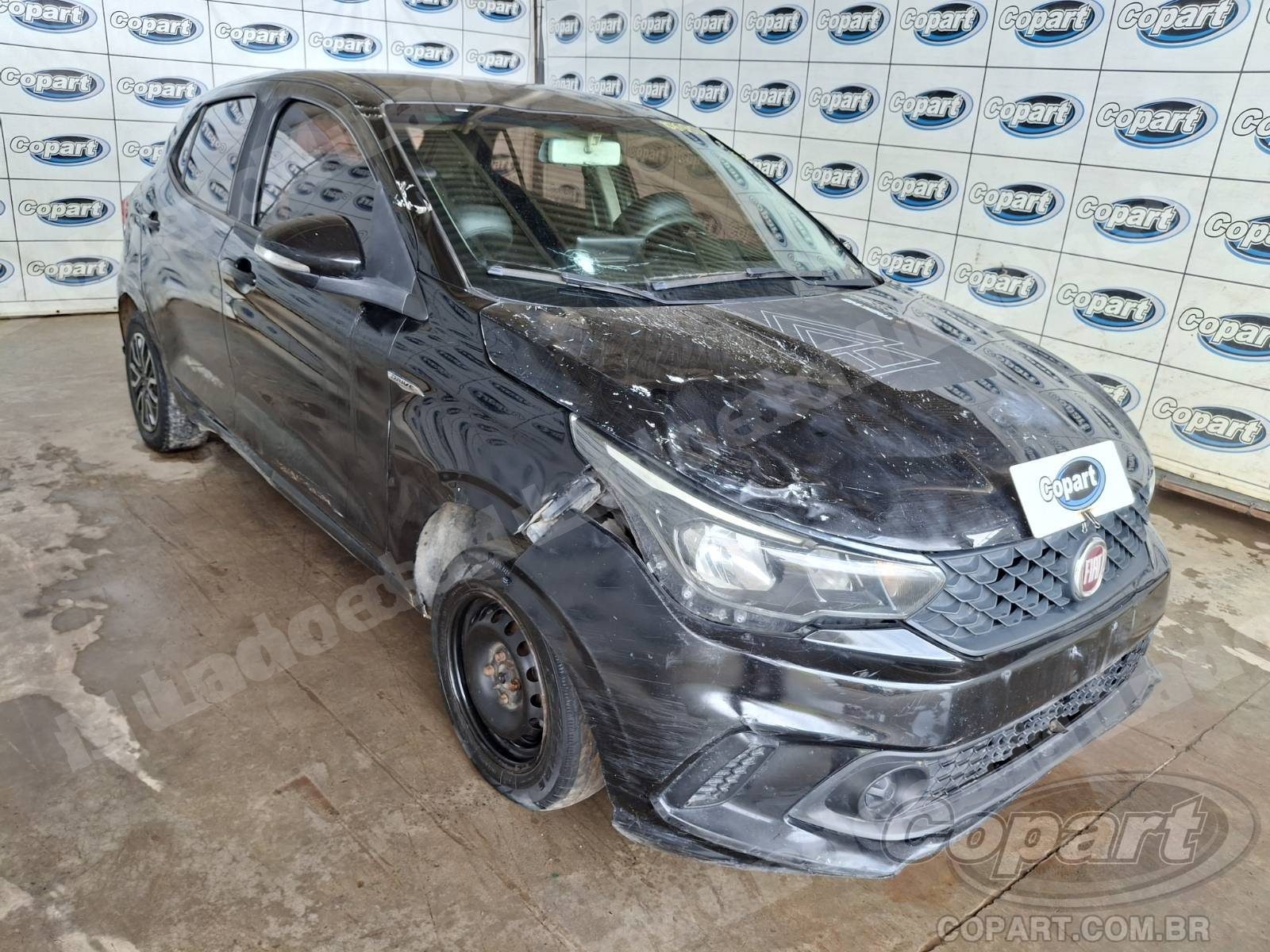 Lote em leilao em Candeias/BA