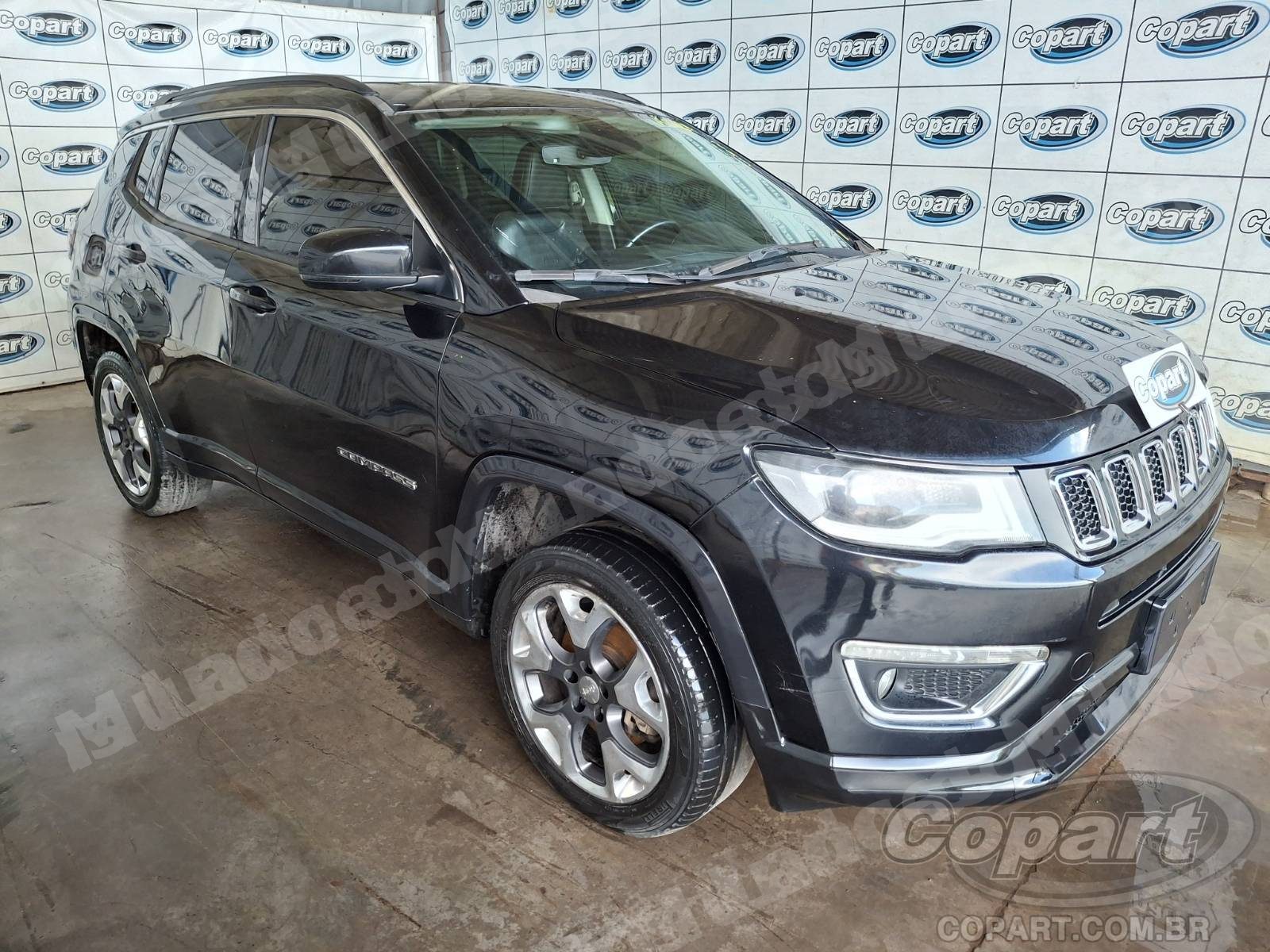 Lote em leilao em Candeias/BA
