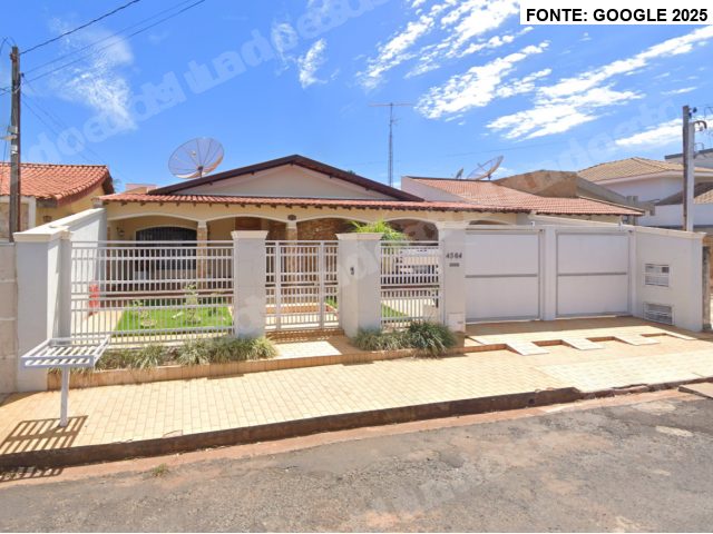 Casa em leilao em Palmeira D'oeste/SP