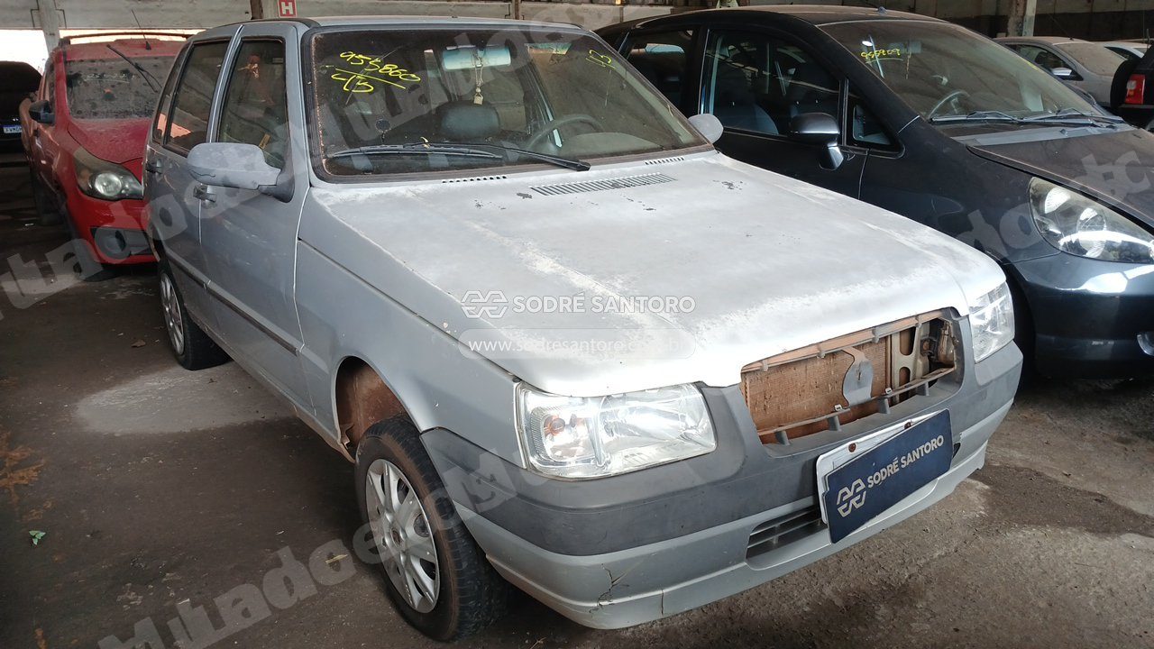 Fiat Uno Mille Economy 2009 em leilao em Brasil