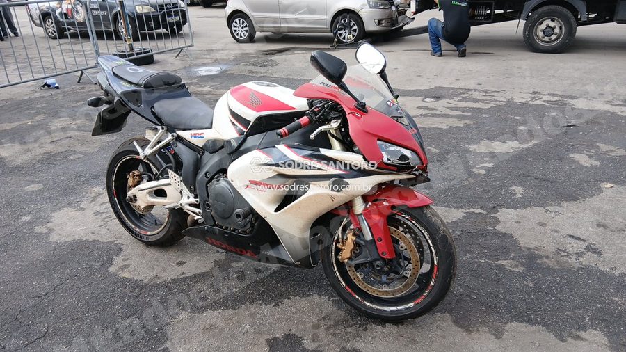 Honda Cbr 1000 Rr 2007 em leilão em Guarulhos/RR