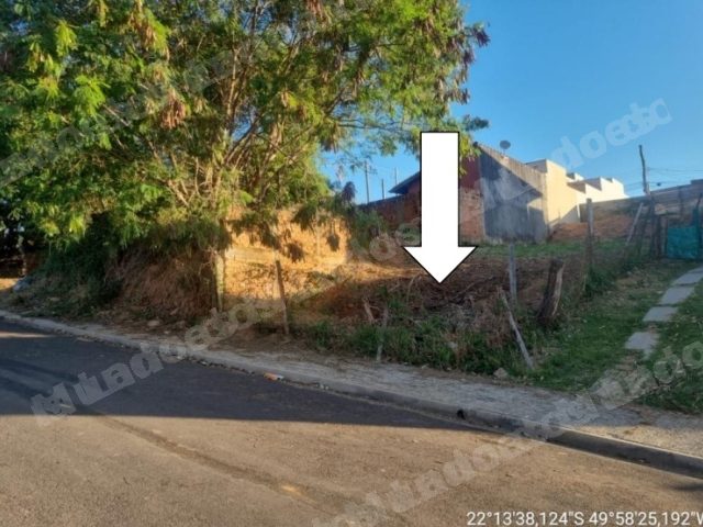 Terreno de 250 m2 em leilão em Marília/SP