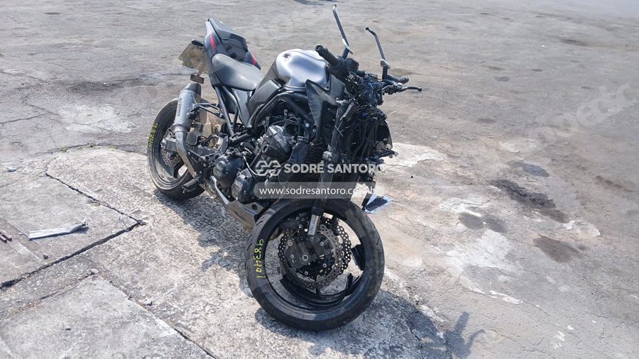 Kawasaki Z900 2023 em leilão em Guarulhos/SP