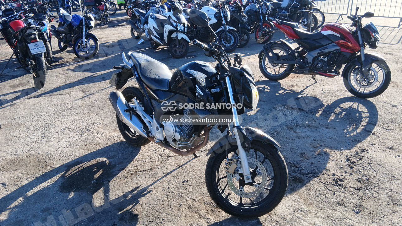 Honda em leilao em Brasil
