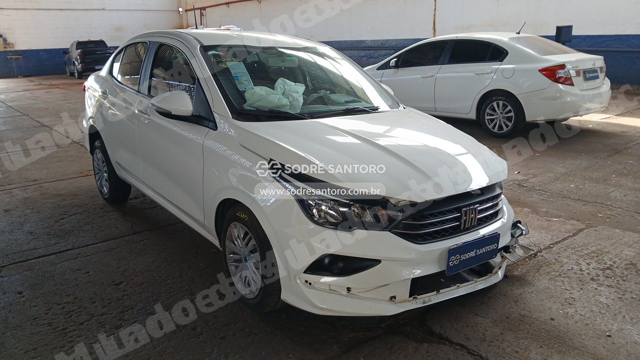 Fiat Cronos Drive 1.3 2025 em leilao em Ribeirão Preto/SP