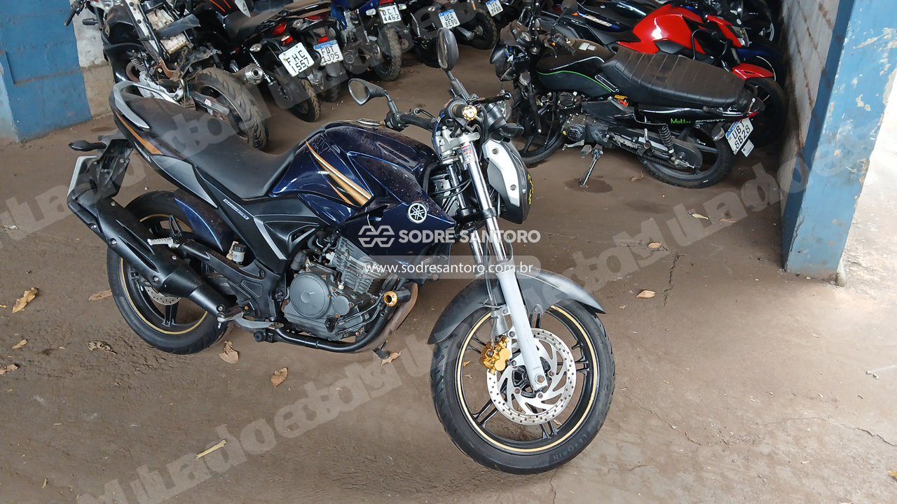 Yamaha Fazer 250 Blueflex 2014 em leilão em Ribeirão Preto/SP