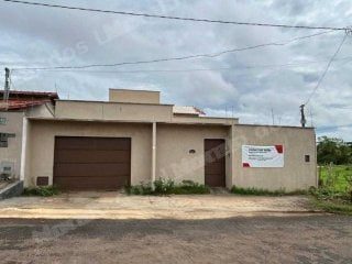 Casa de 229 m2 em leilao em Porangatu/GO